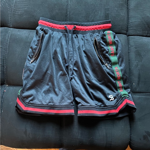 SAINT MORTA SHORTS - Picture 1 of 2